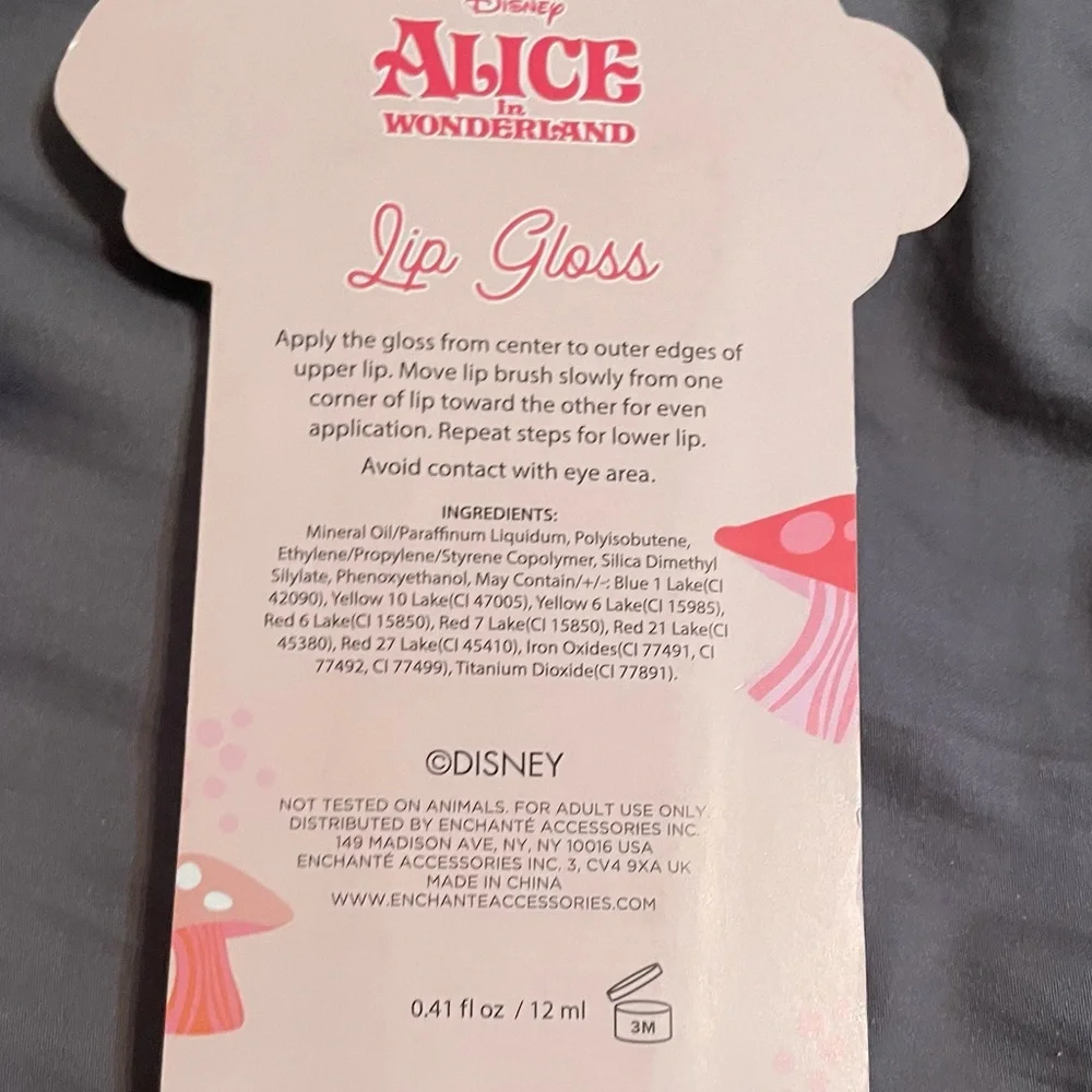 Disney Alice in Wonderland Lip Gloss (2) & Vaseline Rosy Lips Lip Therapy NWT